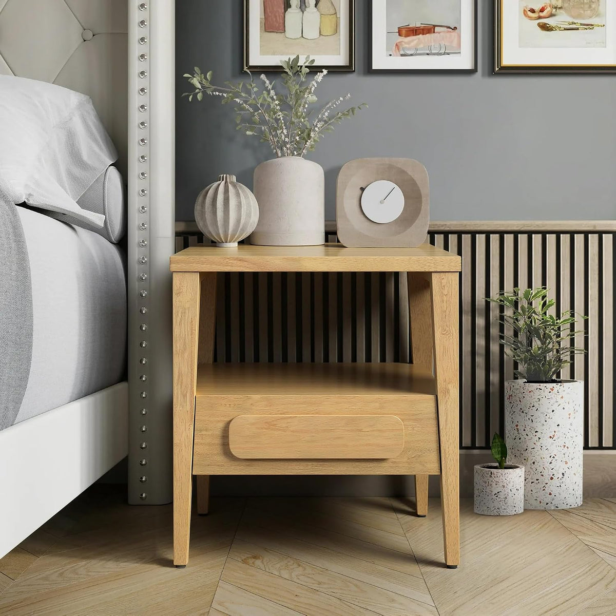 Modern Light Oak Solid Wood Drawer Nightstand